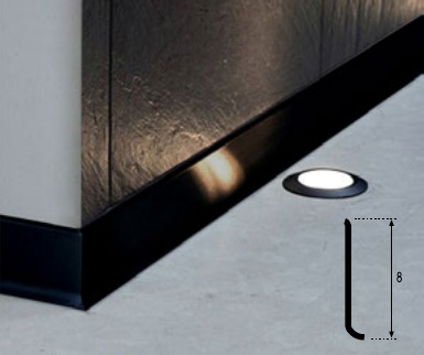 Plinthe aluminium 8 cm — Rubicer